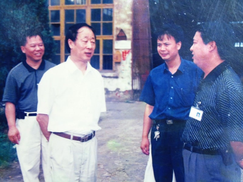 2001��7�¹����и����L�O���Ŀ����V���a(ch��n)�F(xi��n)��